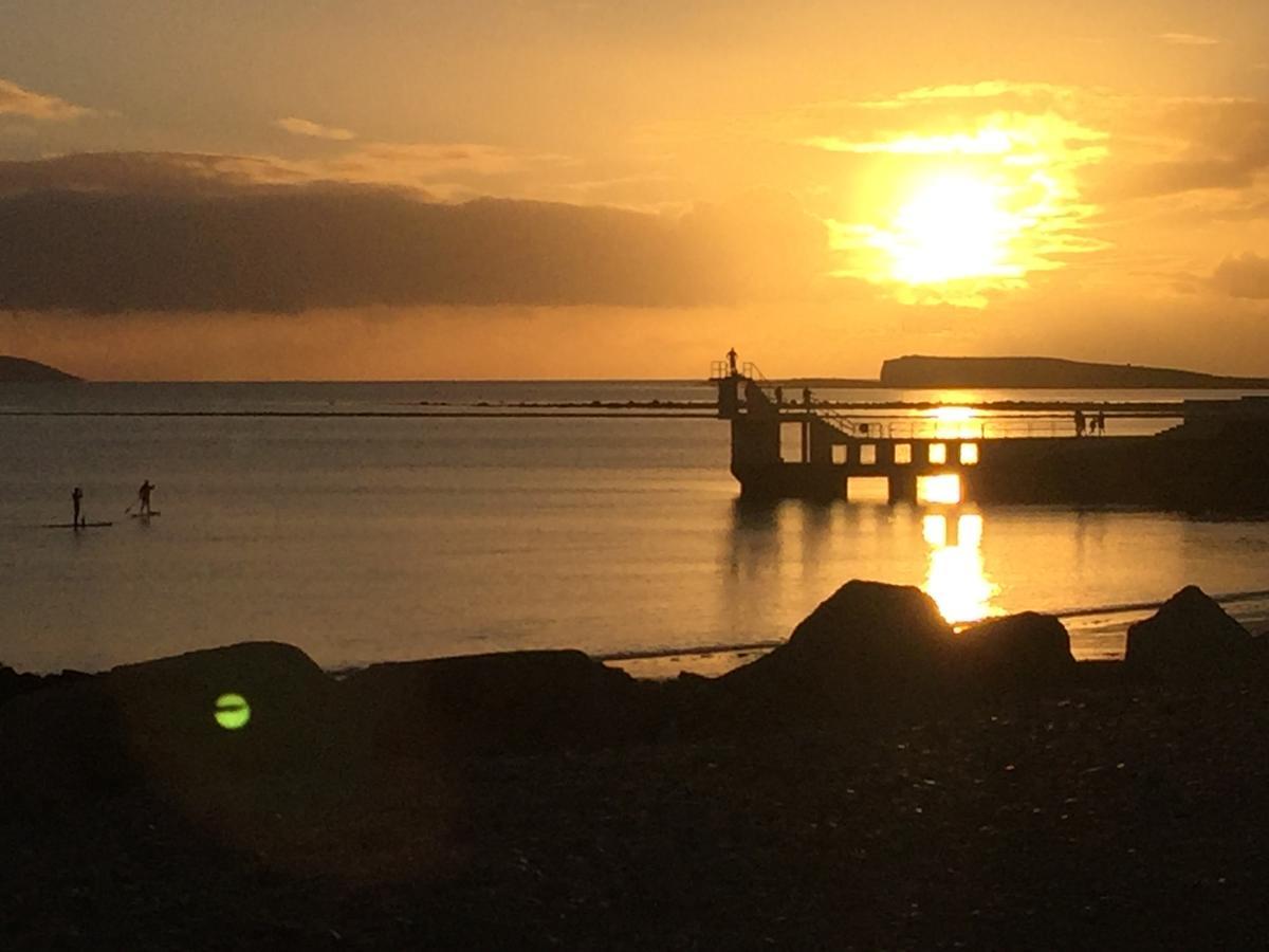Galway Coast Cottages บาร์นา ภายนอก รูปภาพ